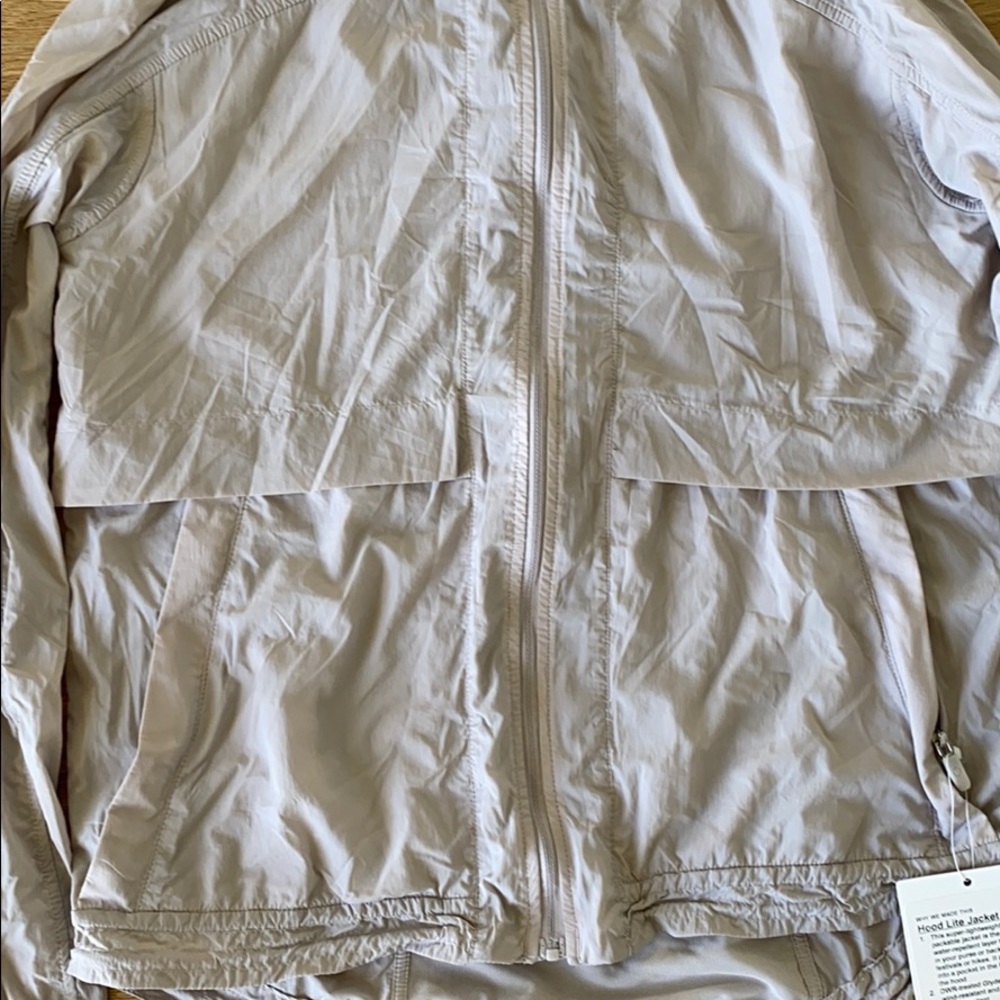 Lululemon - Picture 4 of 4